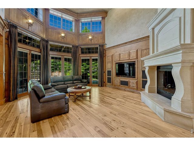 4320 E Linden Cir, Greenwood Village, CO 80121
