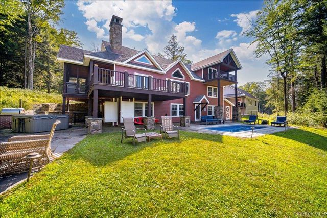 140 Kenoza Trail, Callicoon, NY 12723