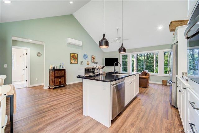 140 Kenoza Trail, Callicoon, NY 12723