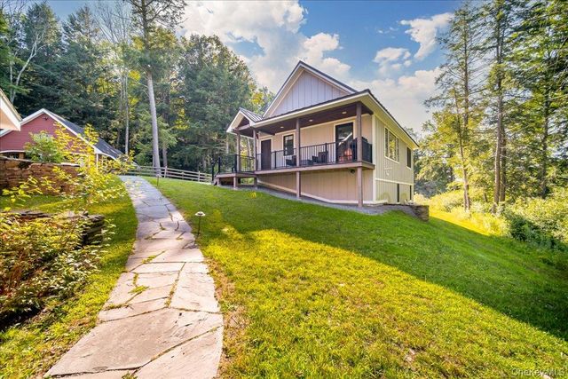 140 Kenoza Trail, Callicoon, NY 12723