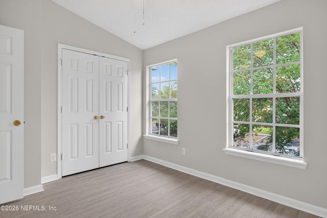 12311 KENSINGTON LAKES Drive 905, Jacksonville, FL 32246