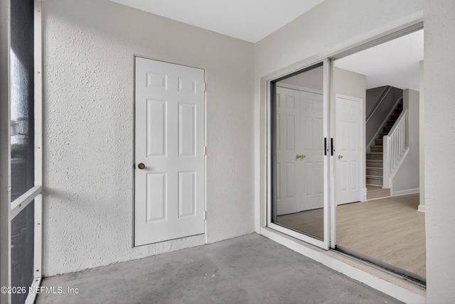 12311 KENSINGTON LAKES Drive 905, Jacksonville, FL 32246