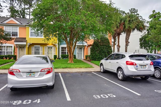 12311 KENSINGTON LAKES Drive 905, Jacksonville, FL 32246
