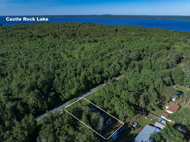 W4248 Wildwood Drive, Mauston, WI 53948