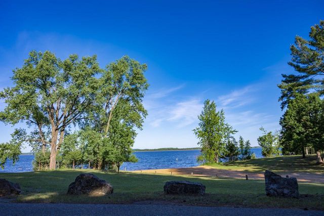 W4248 Wildwood Drive, Mauston, WI 53948