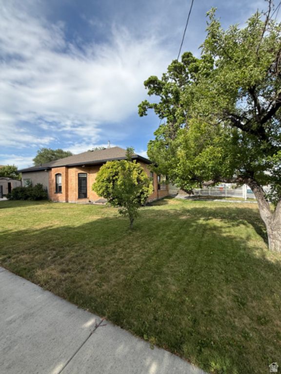 Image 33 of property listing at 595 E 900 N, Lehi, UT 84043