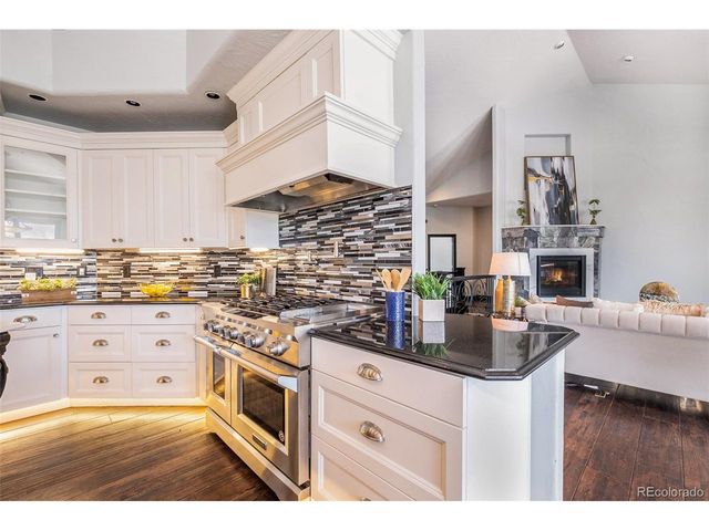 1496 Eagle Ct, Windsor, CO 80550