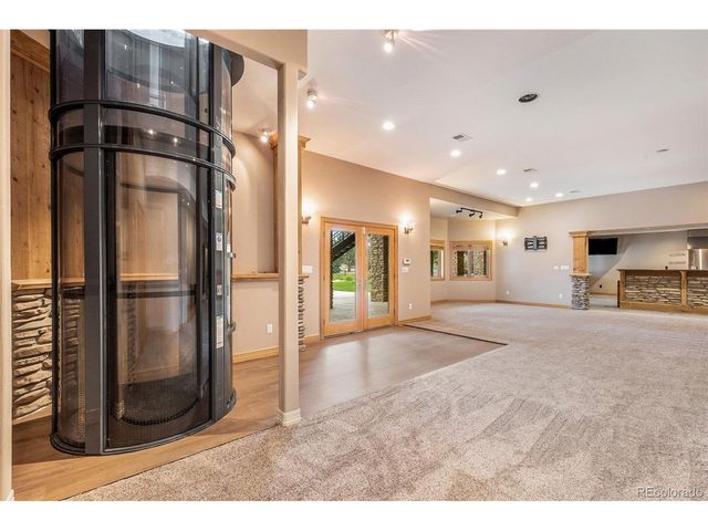 1496 Eagle Ct, Windsor, CO 80550