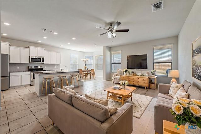 1129 Ibis Falls Loop, Jarrell, TX 76537