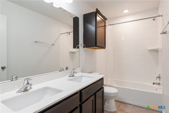 1129 Ibis Falls Loop, Jarrell, TX 76537