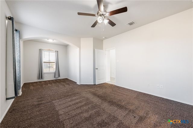 1129 Ibis Falls Loop, Jarrell, TX 76537