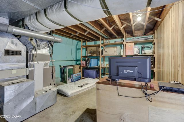 839 Euclid Boulevard, Carthage, MO 64836