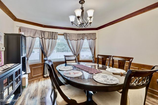 839 Euclid Boulevard, Carthage, MO 64836