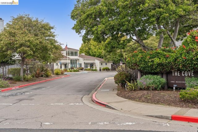 189 Schooner Ct, Richmond, CA 94804