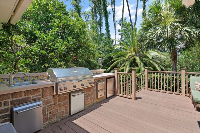 137 Merion, St Simons Island, GA 31522