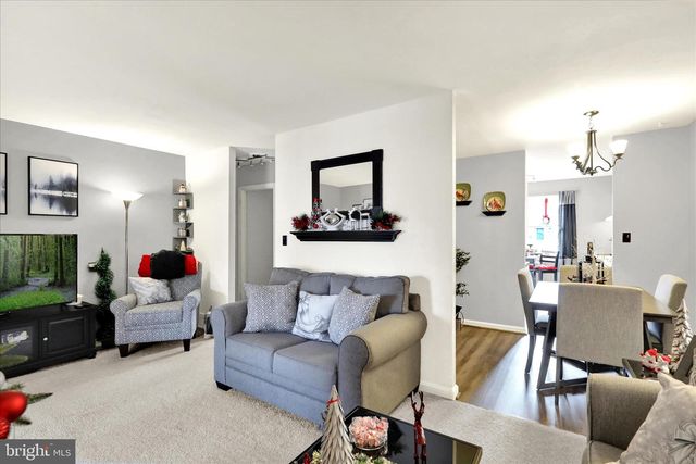 913 E OAK ST, Palmyra, PA 17078