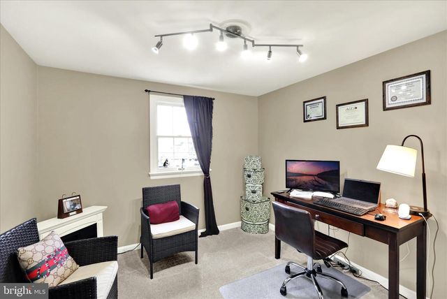 913 E OAK ST, Palmyra, PA 17078