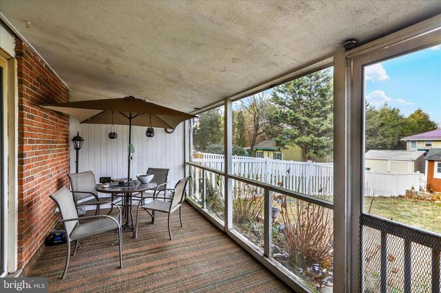 913 E OAK ST, Palmyra, PA 17078