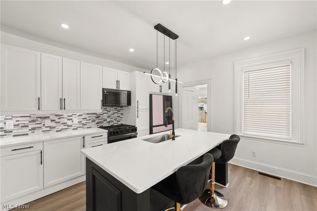 3873 W 31st Street, Cleveland, OH 44109