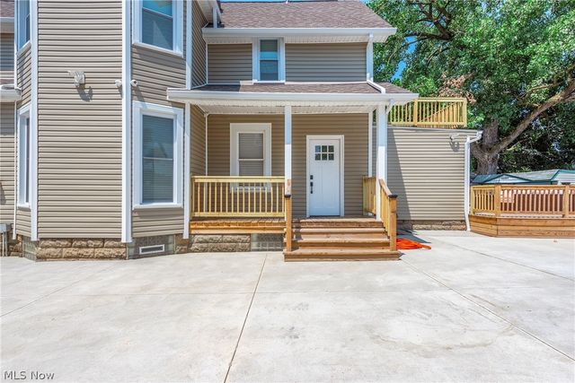 3873 W 31st Street, Cleveland, OH 44109