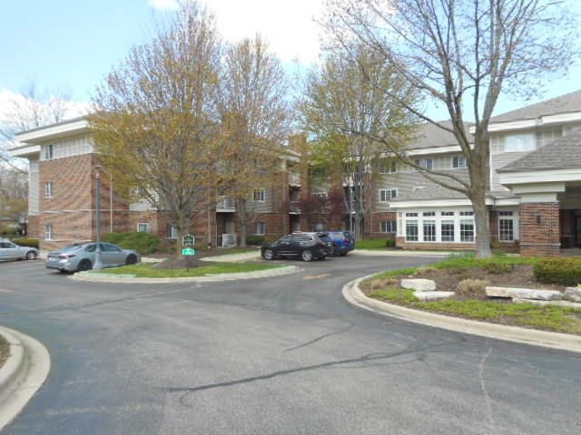 605 Barrington Avenue E 340, Dundee, IL 60118