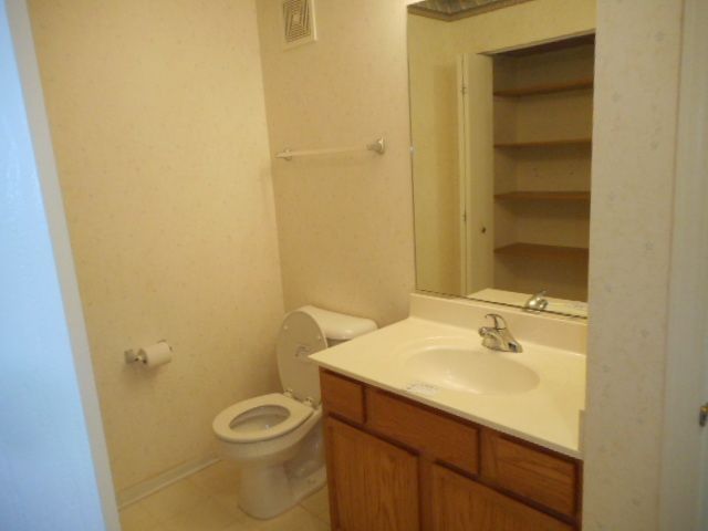 605 Barrington Avenue E 340, Dundee, IL 60118