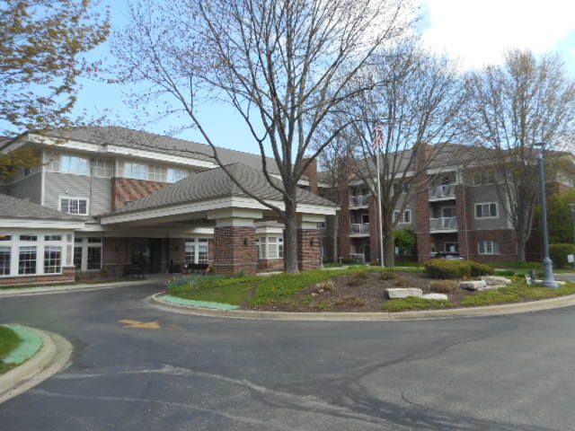 605 Barrington Avenue E 340, Dundee, IL 60118