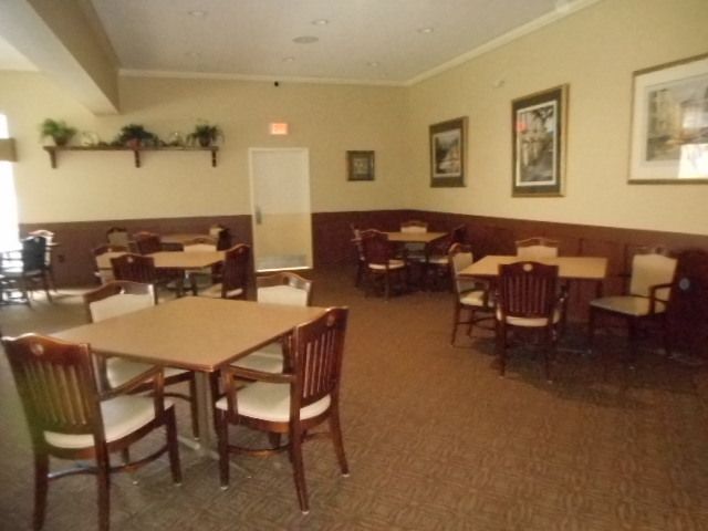 605 Barrington Avenue E 340, Dundee, IL 60118