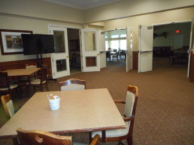 605 Barrington Avenue E 340, Dundee, IL 60118