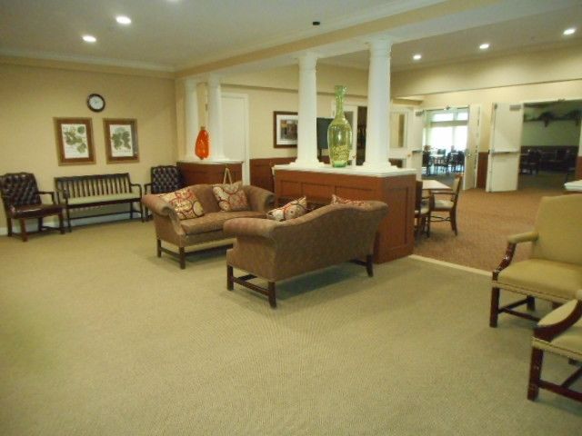 605 Barrington Avenue E 340, Dundee, IL 60118