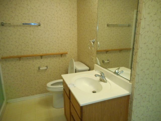 605 Barrington Avenue E 340, Dundee, IL 60118