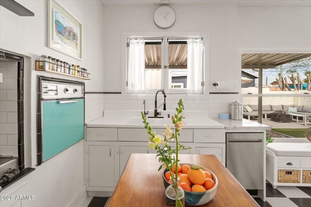 1348 E FILLMORE Street, Phoenix, AZ 85006