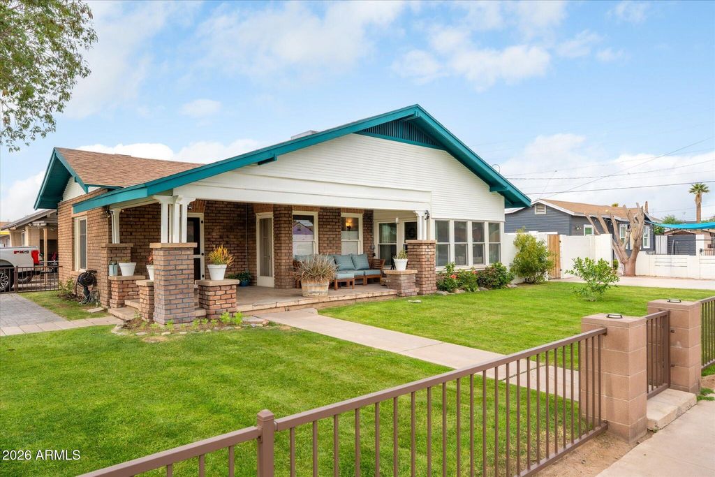 1348 E FILLMORE Street, Phoenix, AZ 85006