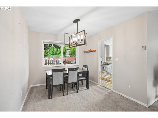 486 Ne SCOTT Ave, Gresham, OR 97030