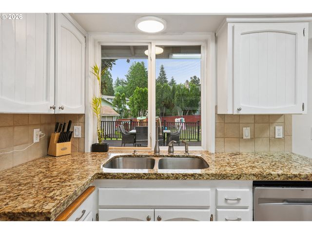 486 Ne SCOTT Ave, Gresham, OR 97030
