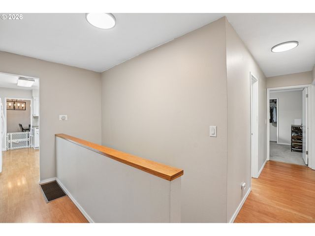 486 Ne SCOTT Ave, Gresham, OR 97030