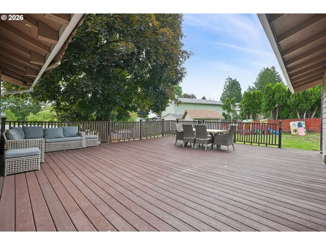 486 Ne SCOTT Ave, Gresham, OR 97030