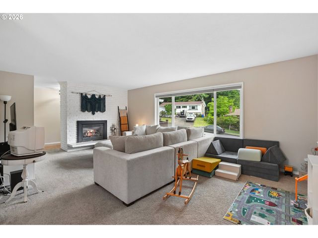 486 Ne SCOTT Ave, Gresham, OR 97030