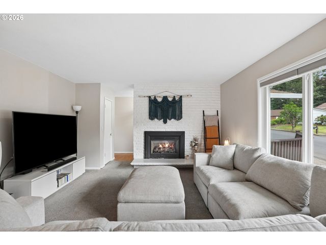 486 Ne SCOTT Ave, Gresham, OR 97030