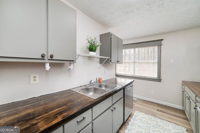 80 Northwoods Road, Sharpsburg, GA 30277