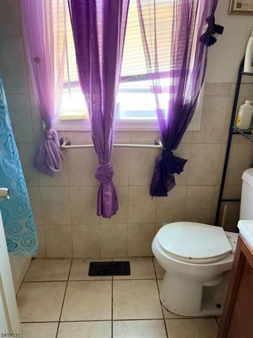 496 E 24Th St, Paterson City, NJ 07514