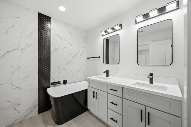 1501 Cavalcade Street, Houston, TX 77009