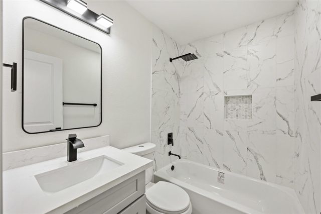 1501 Cavalcade Street, Houston, TX 77009
