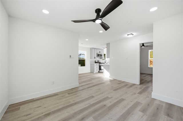 1501 Cavalcade Street, Houston, TX 77009
