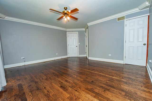 18910 W Orchard Lane, Grayslake, IL 60030