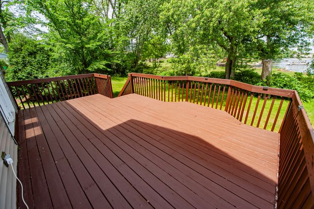 18910 W Orchard Lane, Grayslake, IL 60030