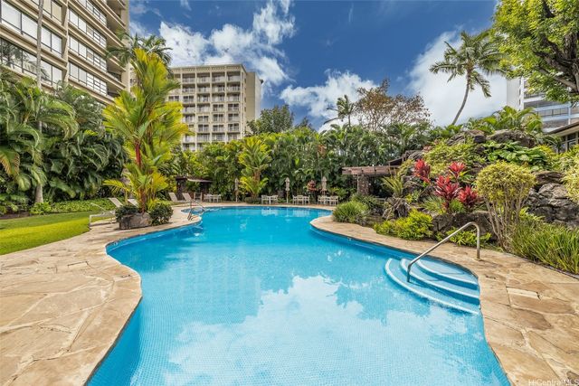 1525 Wilder Avenue 308, Honolulu, HI 96822