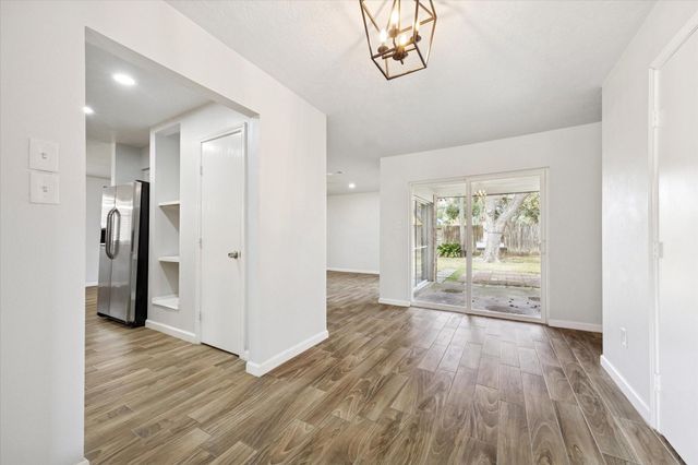 308 Brandywyne Drive, Friendswood, TX 77546