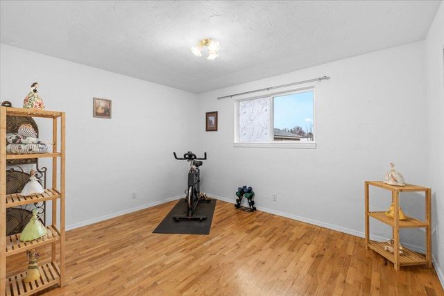 166 Mace Road, Medford, OR 97501