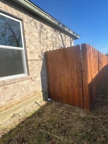 100 Arthur Avenue, Mcgregor, TX 76657